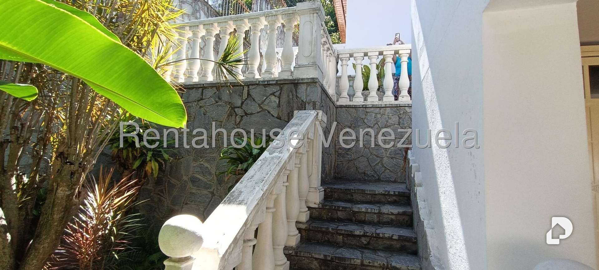 House in Prados del Este, Caracas – 21