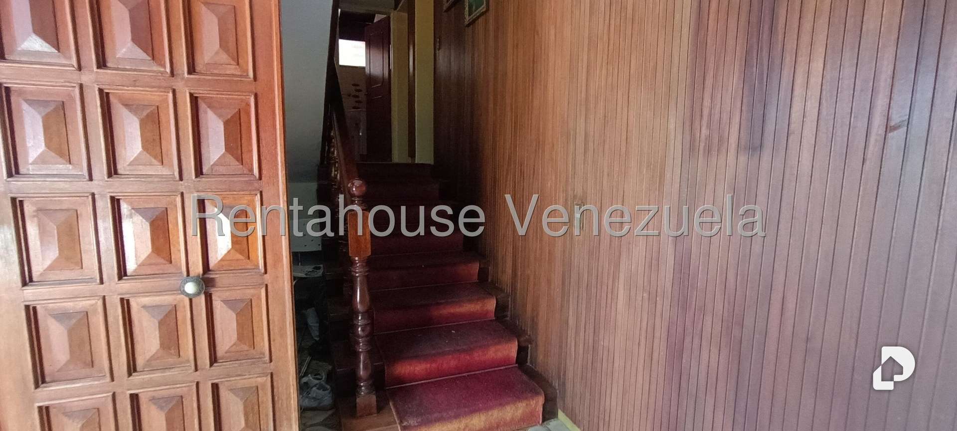 House in Prados del Este, Caracas – 23