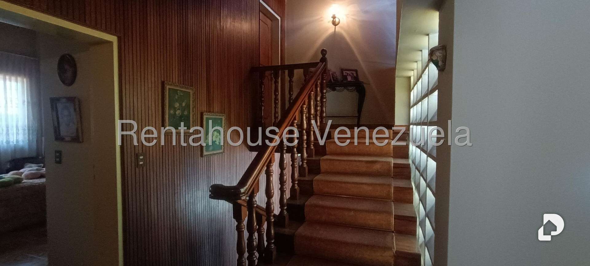 House in Prados del Este, Caracas – 29