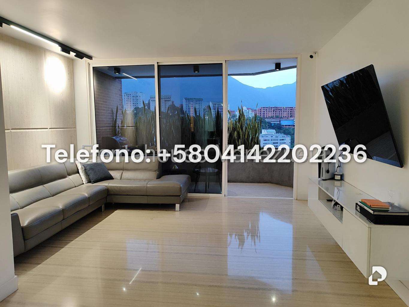 Apartamento en Lomas de La Alameda, Caracas – 13