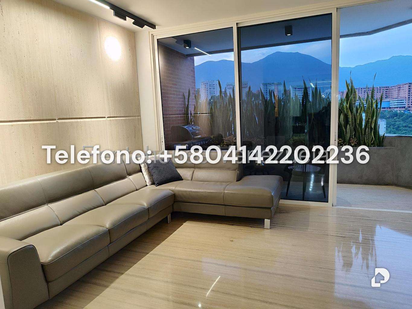 Apartamento en Lomas de La Alameda, Caracas – 12
