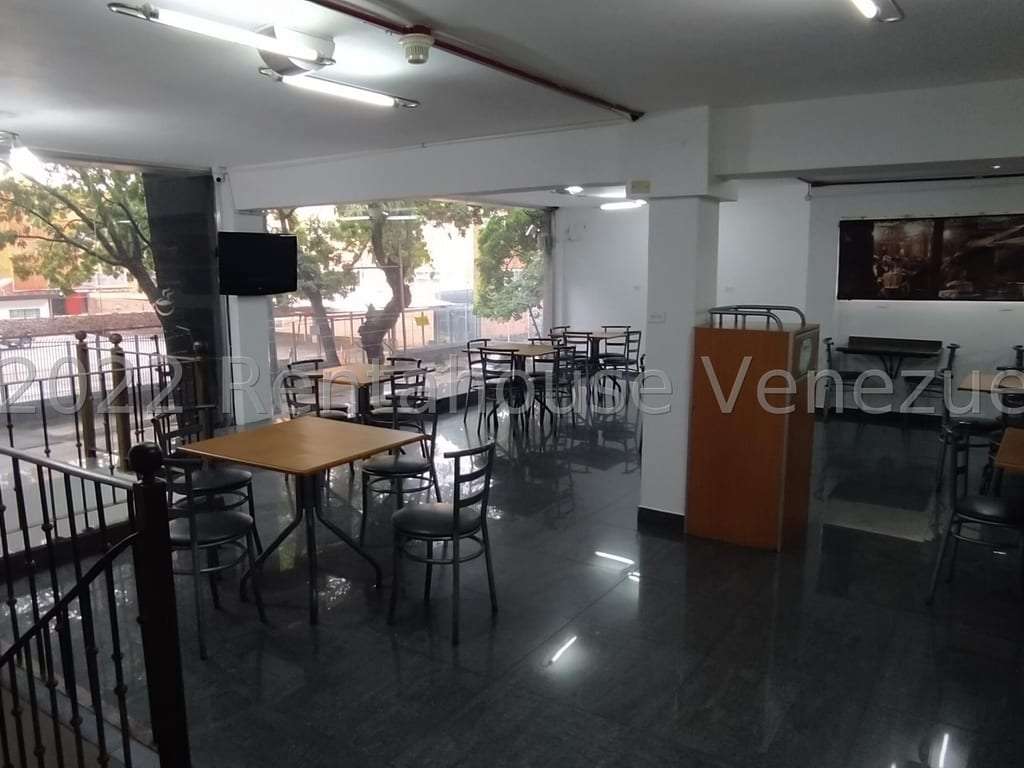 Local comercial en Los Chaguaramos, Caracas