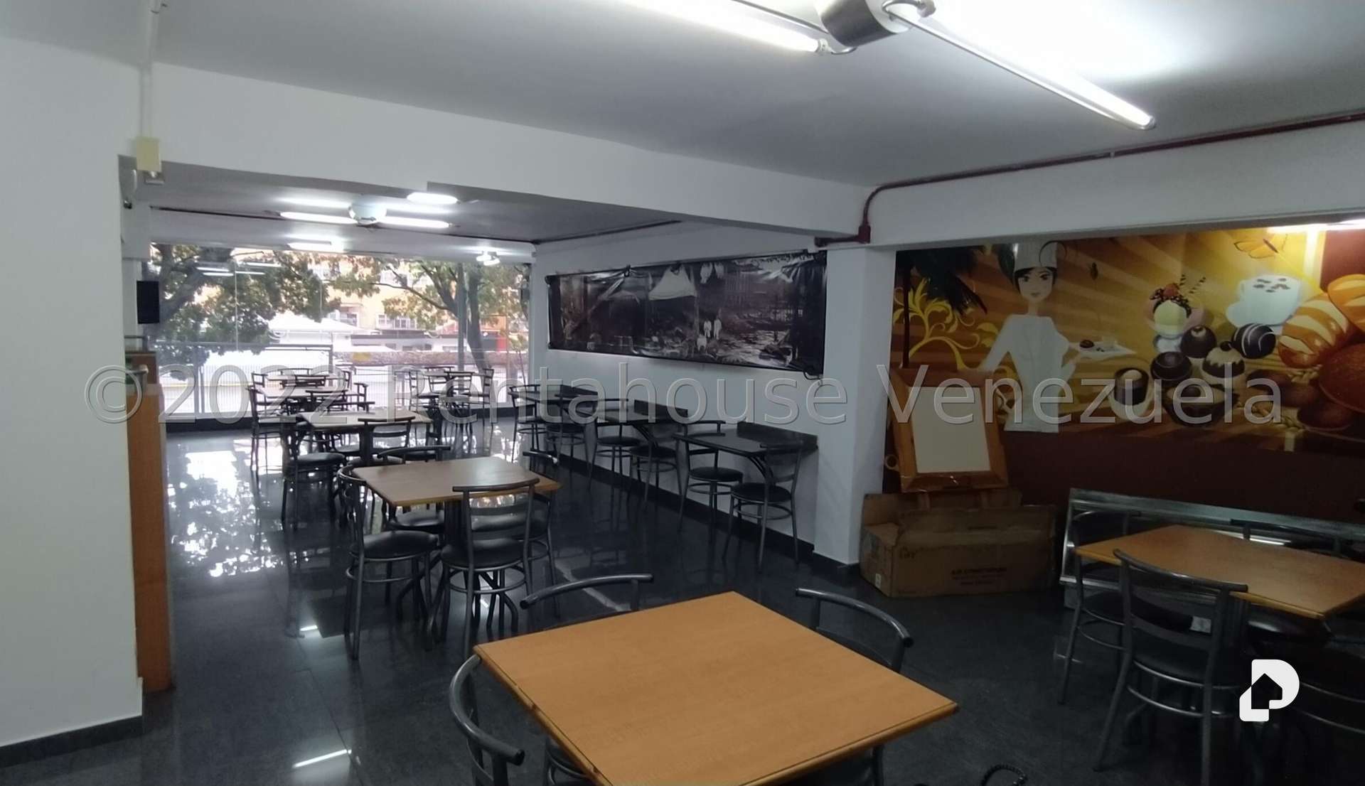Local comercial en Los Chaguaramos, Caracas – 16