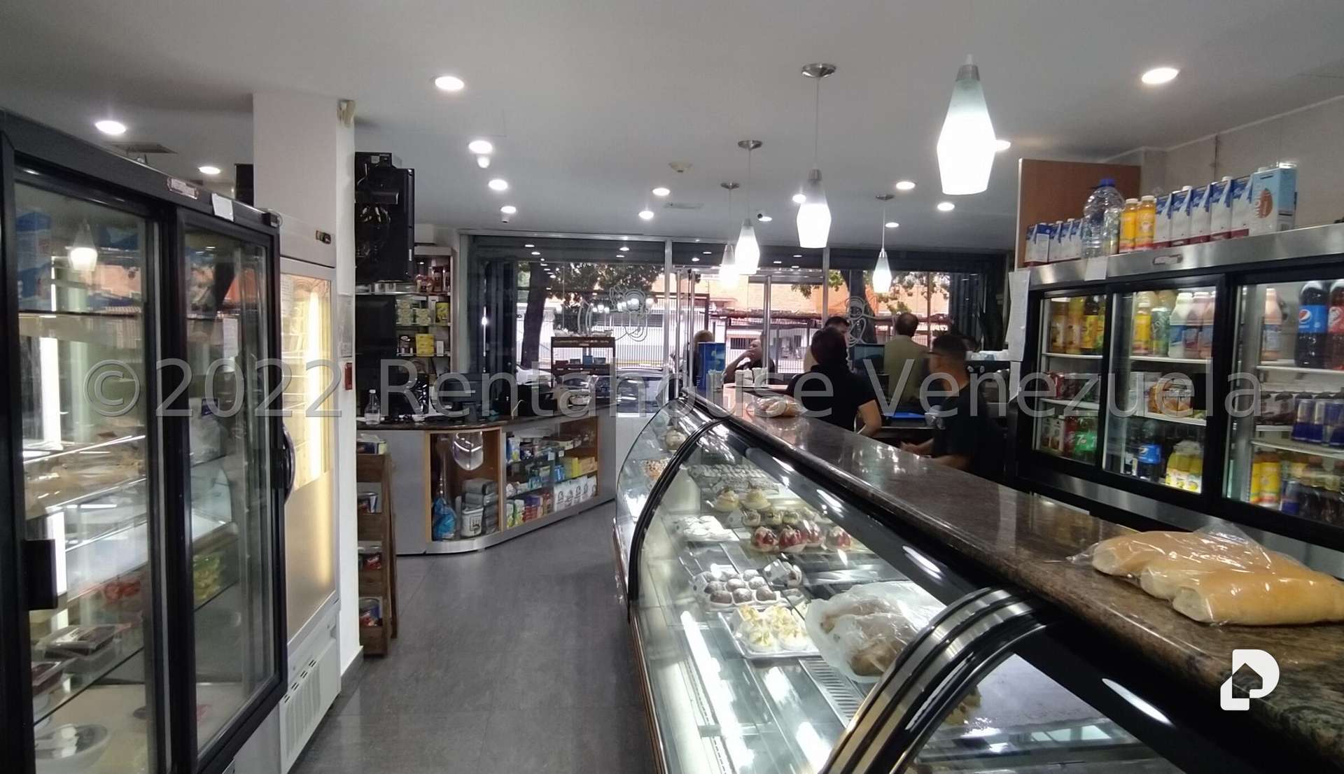 Local comercial en Los Chaguaramos, Caracas – 4