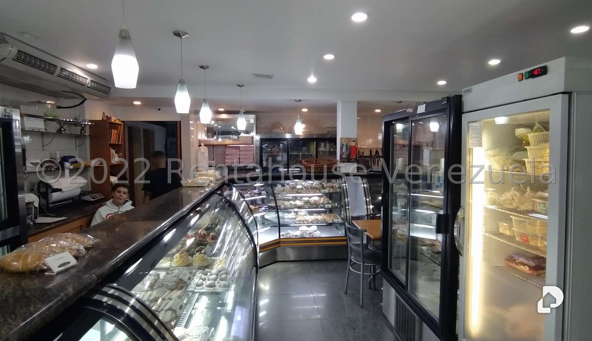 Local comercial en Los Chaguaramos, Caracas – 5