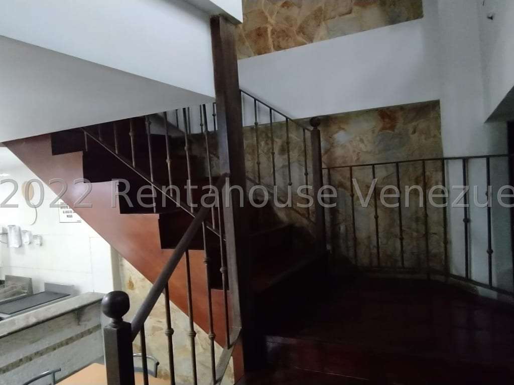 Local comercial en Los Chaguaramos, Caracas