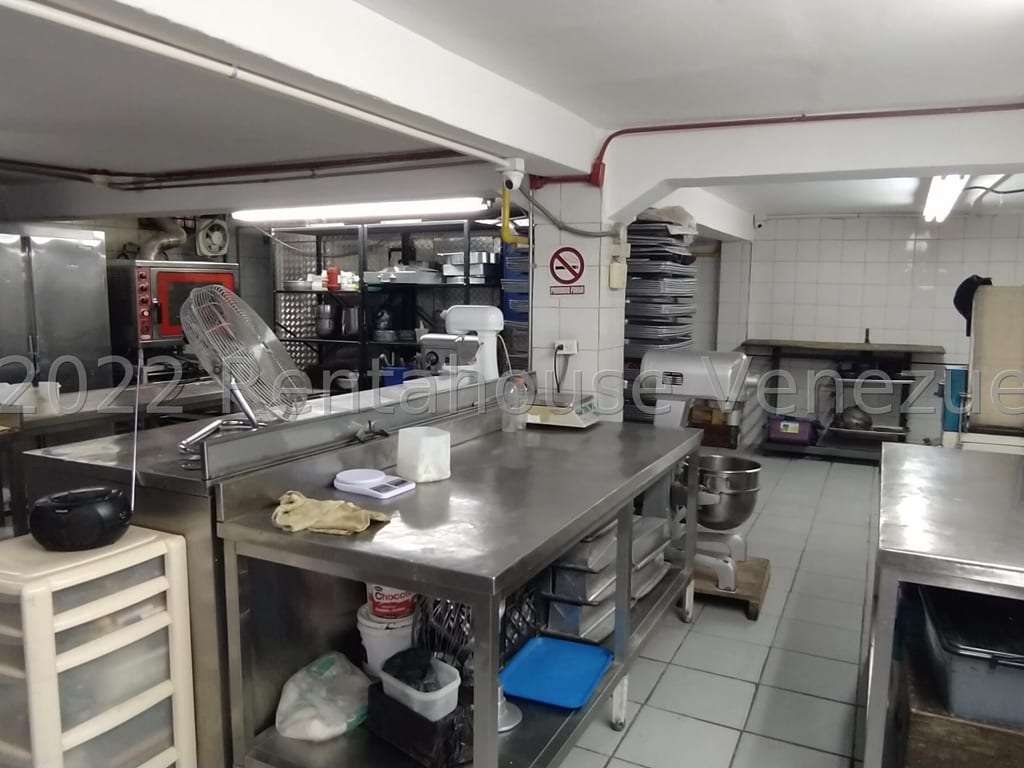 Local comercial en Los Chaguaramos, Caracas