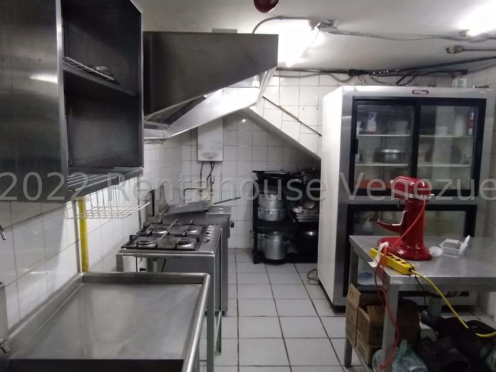 Local comercial en Los Chaguaramos, Caracas