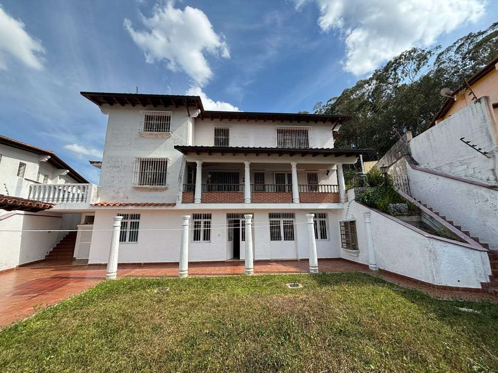 Casa en Los Naranjos (del Cafetal), Caracas - 1