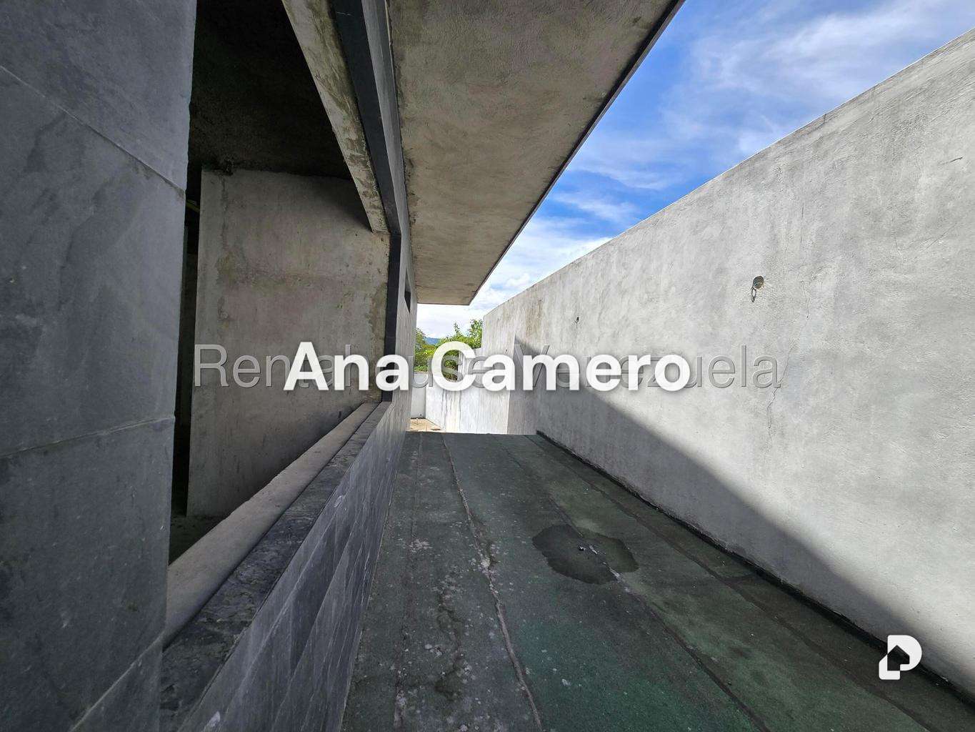 Casa en Altamira, Caracas – 8