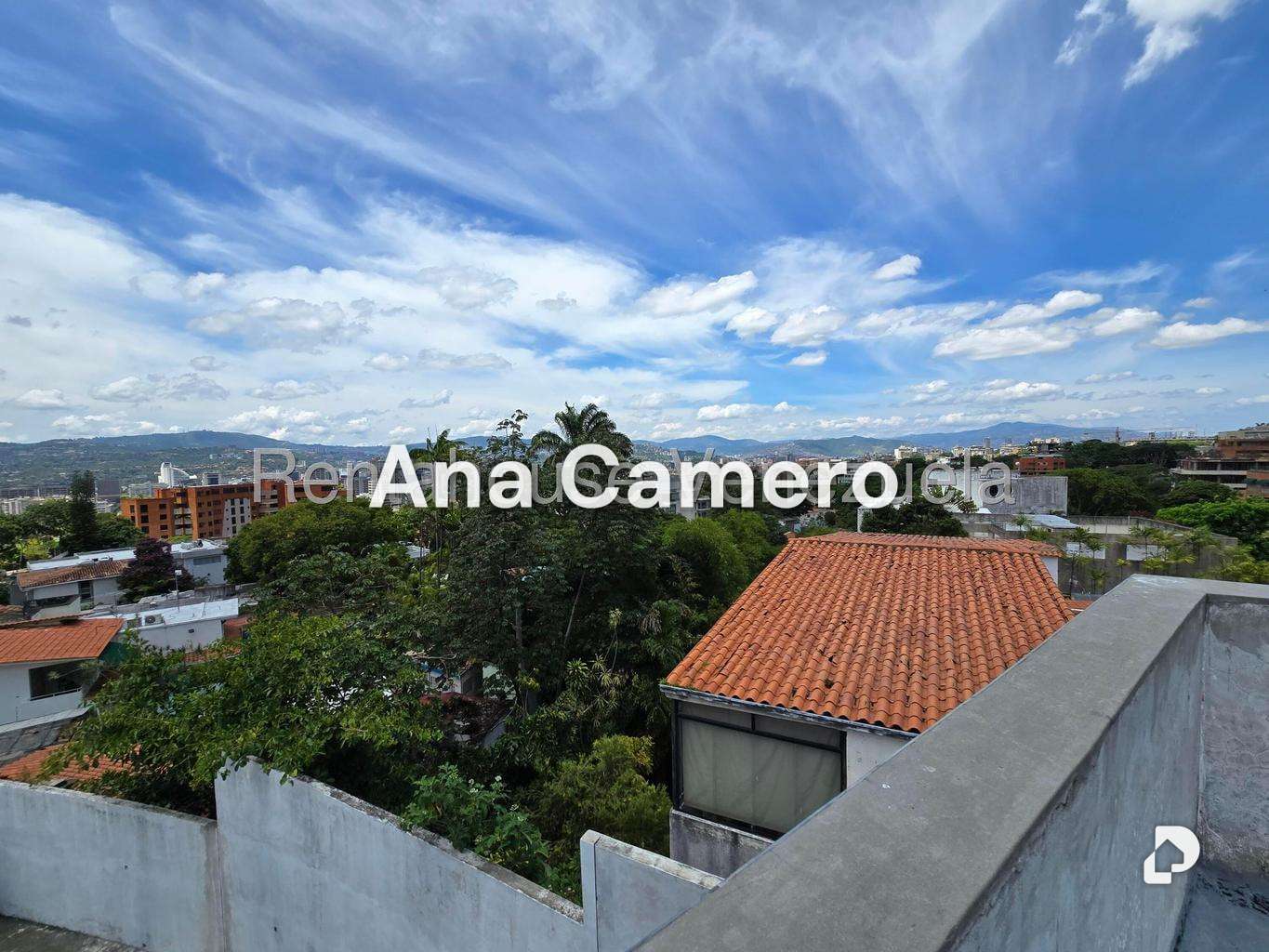 Casa en Altamira, Caracas – 21