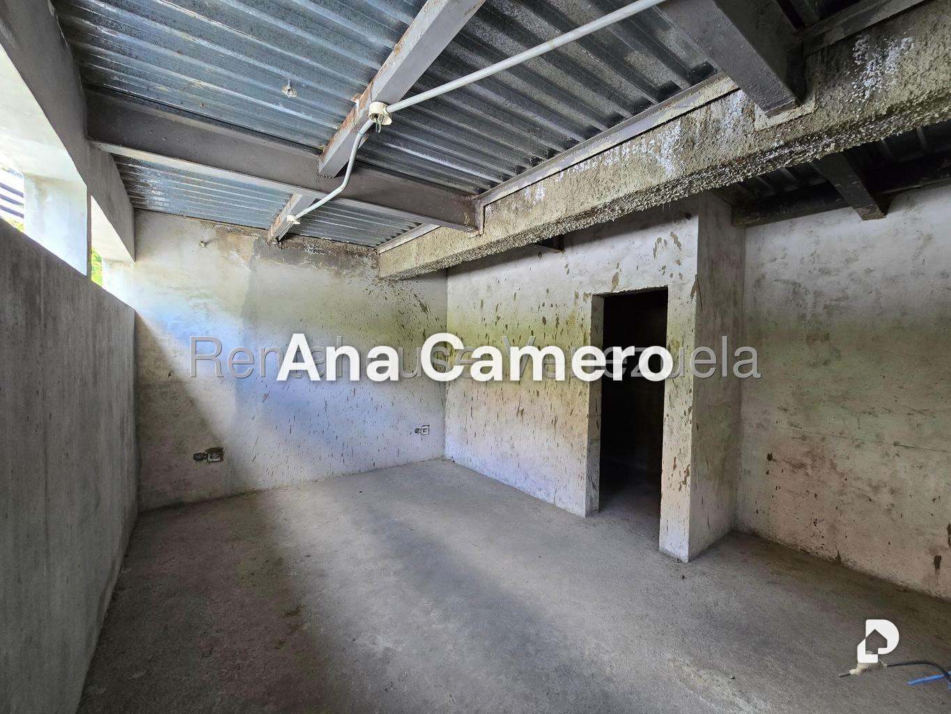 Casa en Altamira, Caracas – 19