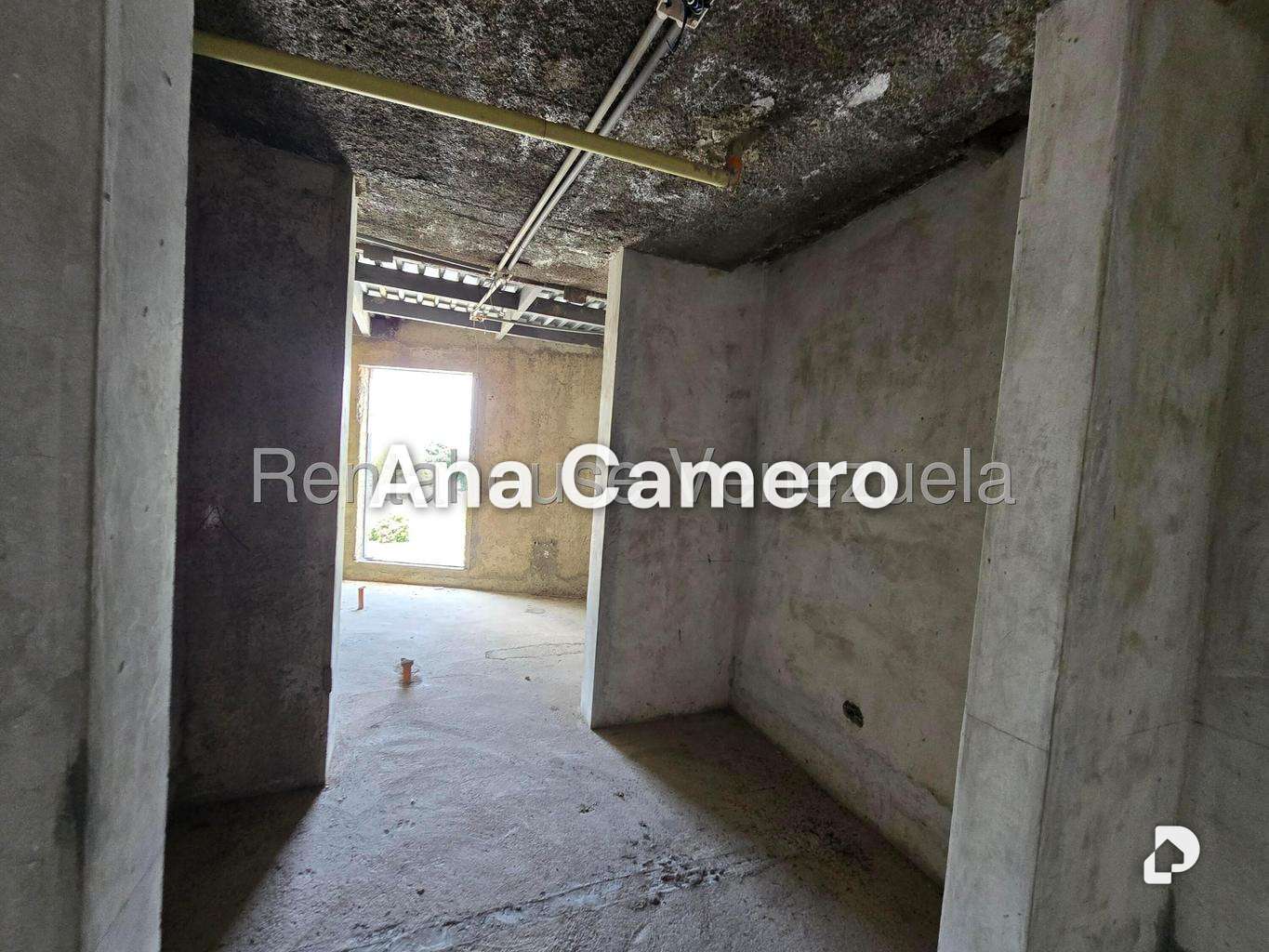 Casa en Altamira, Caracas – 18