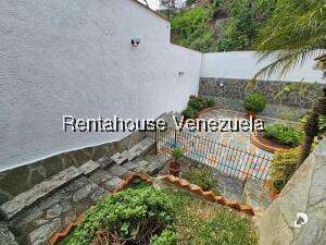 Casa en Cumbres de Curumo, Caracas – 8