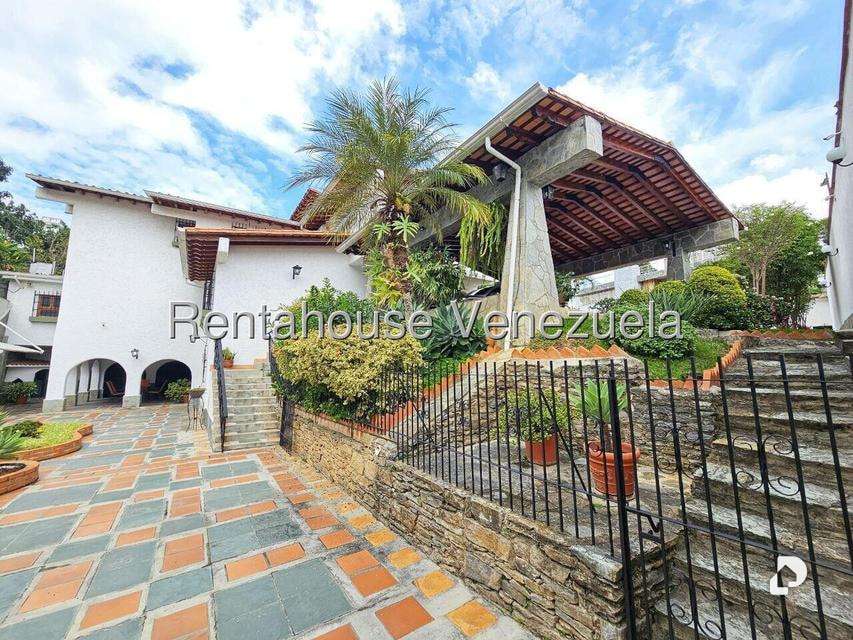 Casa en Cumbres de Curumo, Caracas – 1