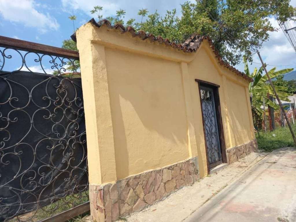 Casa en Los Tamarindos, Valencia - 1