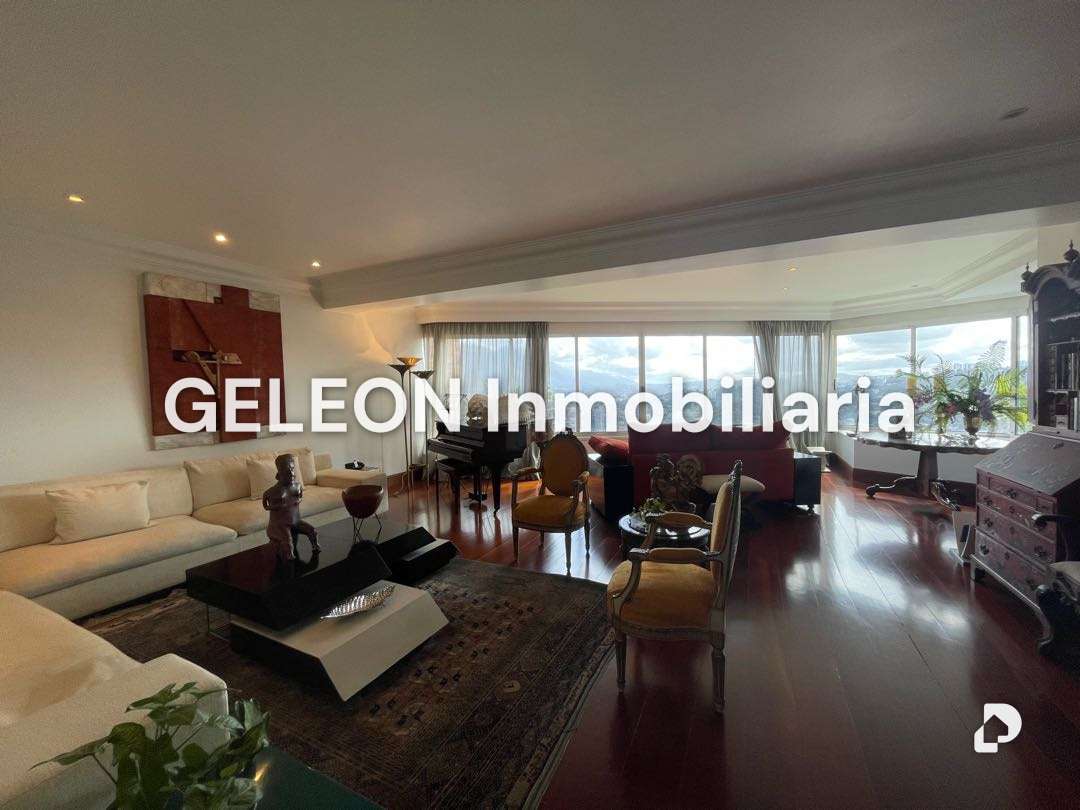 Casa en Colinas de Valle Arriba, Caracas – 5