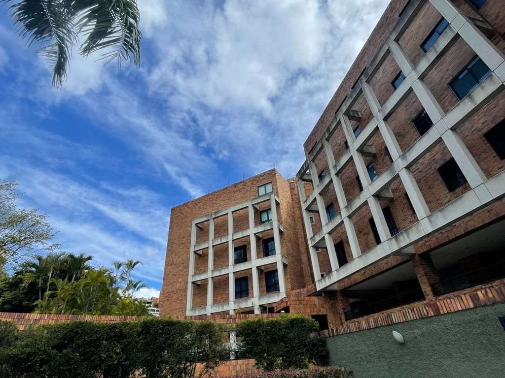 Apartamento en Colinas de Valle Arriba, Caracas - 1
