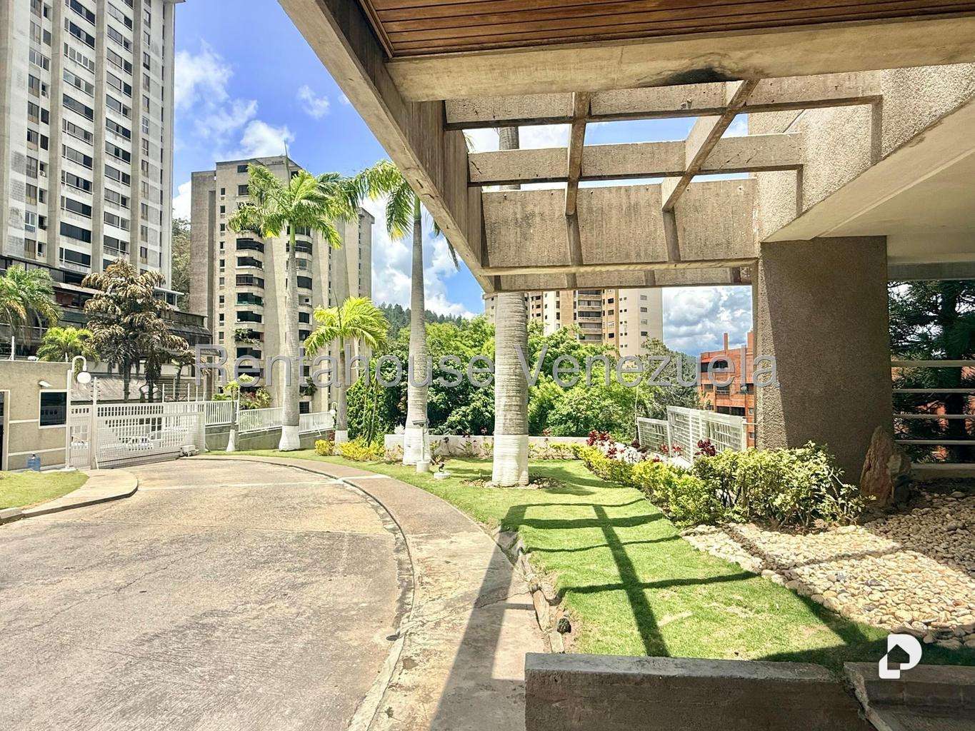 Apartamento en Manzanares, Caracas – 72
