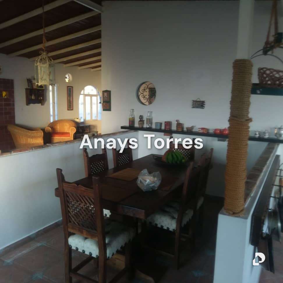 House in El Limón, Altos Mirandinos – 11