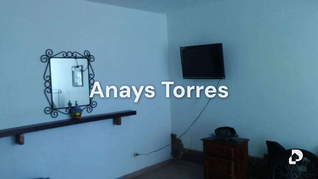 House in El Limón, Altos Mirandinos – 16