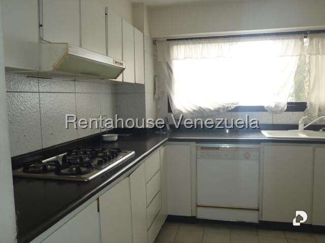 Apartamento en Lomas de Prados del Este, Caracas – 11