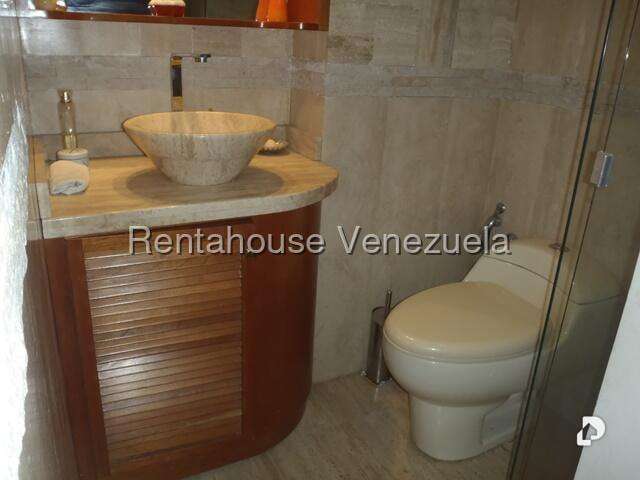 Apartamento en Lomas de Prados del Este, Caracas – 13