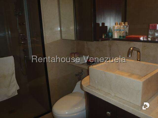 Apartamento en Lomas de Prados del Este, Caracas – 15