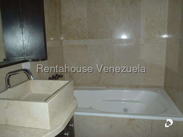 Apartamento en Lomas de Prados del Este, Caracas – 20