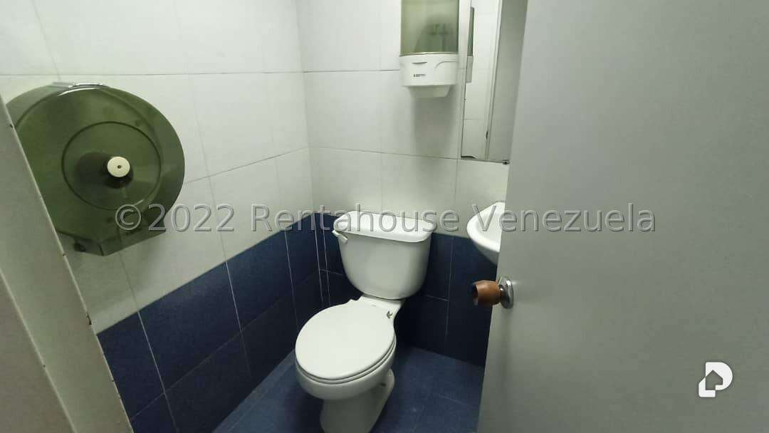 Local comercial en Santa Rosa de Lima, Caracas – 18