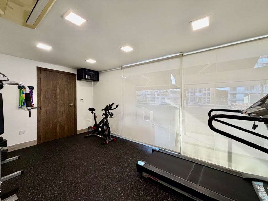 Penthouse en Los Naranjos (Las Mercedes), Caracas