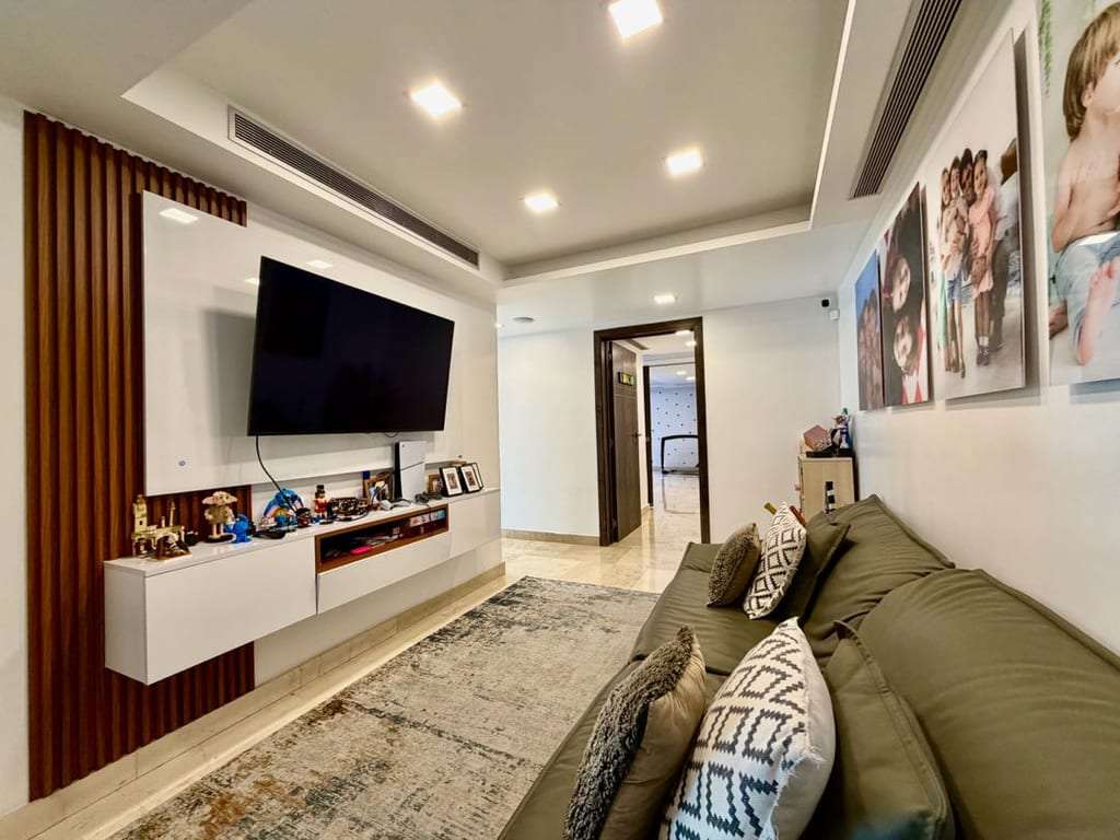 Penthouse en Los Naranjos (Las Mercedes), Caracas
