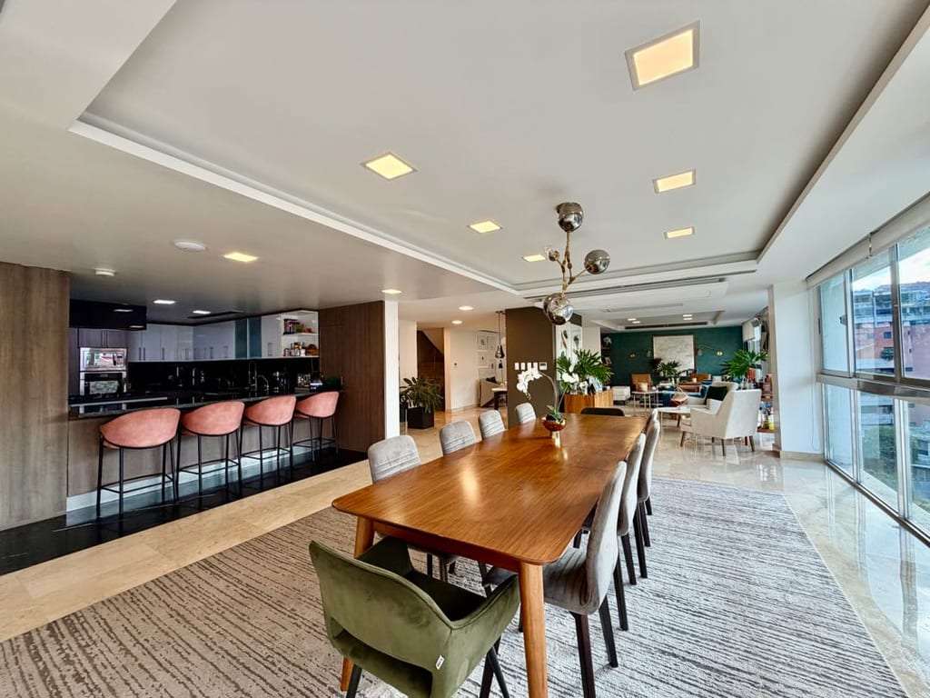 Penthouse en Los Naranjos (Las Mercedes), Caracas