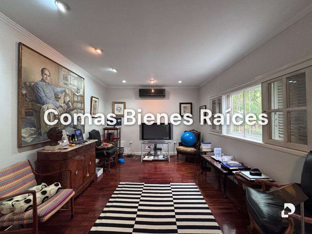 Casa en Altamira, Caracas – 13