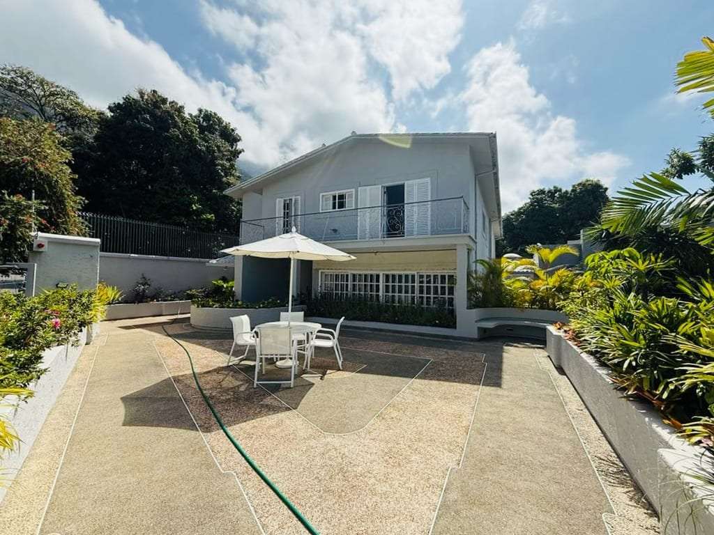 Casa en Altamira, Caracas - 1