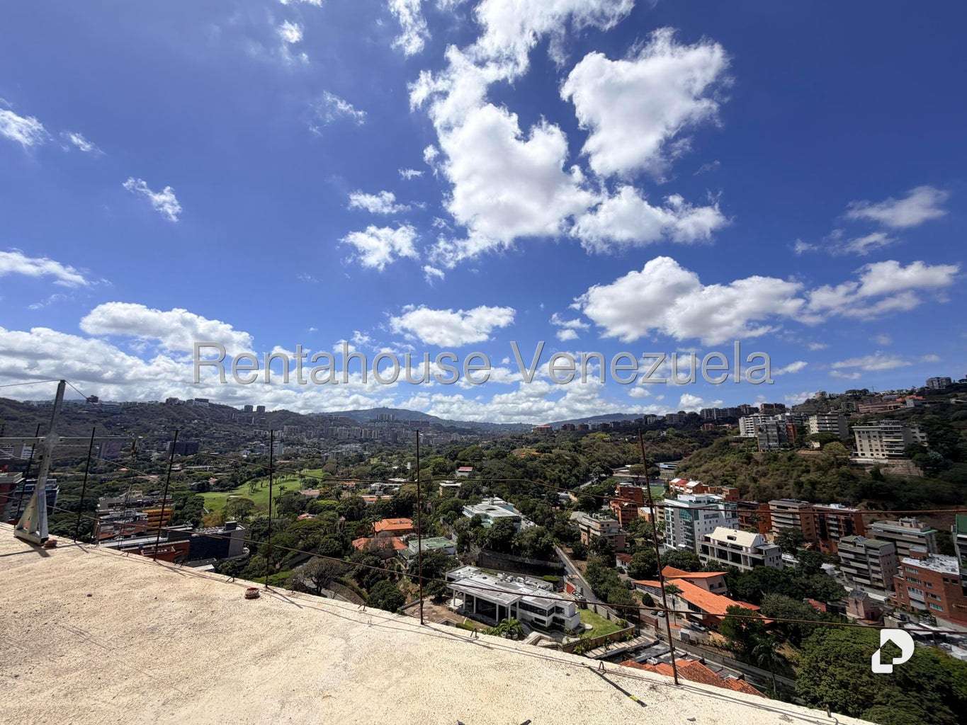 Oficina en Las Mercedes, Caracas – 15