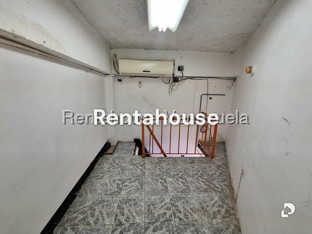 Local comercial en Parroquia Urbana San José, Valencia – 3