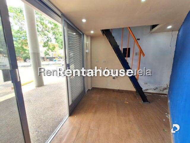 Local comercial en Parroquia Urbana San José, Valencia – 10
