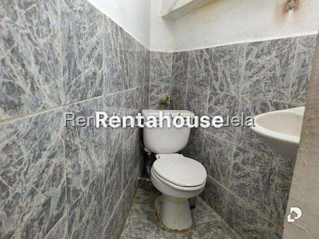 Local comercial en Parroquia Urbana San José, Valencia – 2