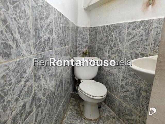 Local comercial en Parroquia Urbana San José, Valencia – 2