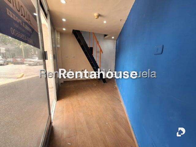 Local comercial en Parroquia Urbana San José, Valencia – 8