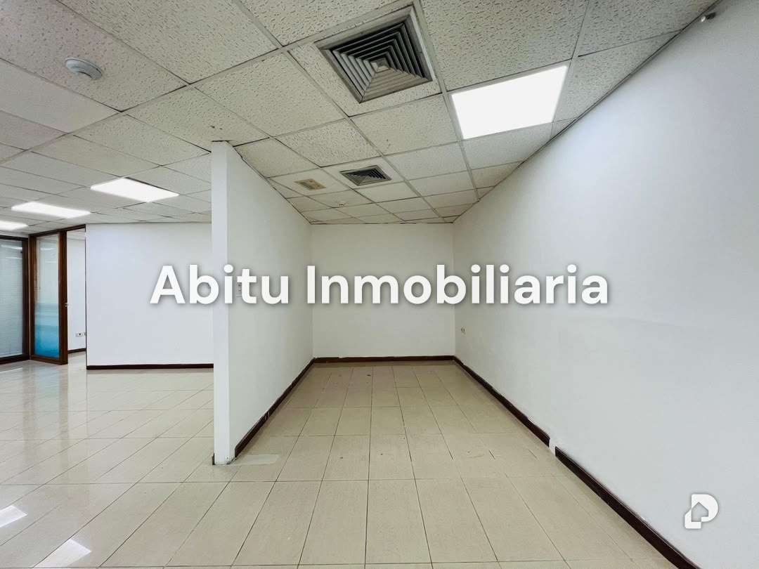 Local comercial en Chuao, Caracas – 20