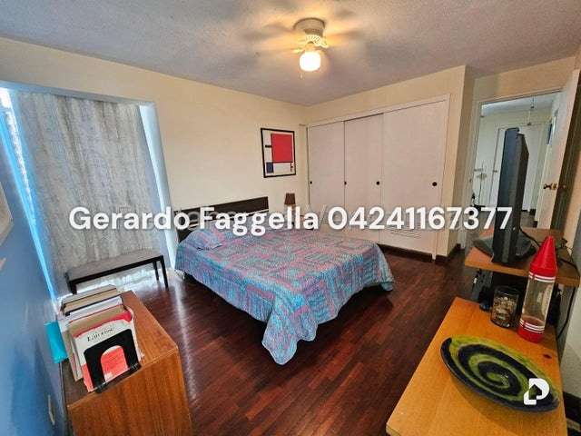 Casa en Cumbres de Curumo, Caracas – 23