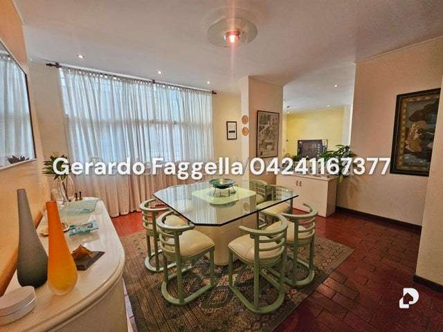 Casa en Cumbres de Curumo, Caracas – 14