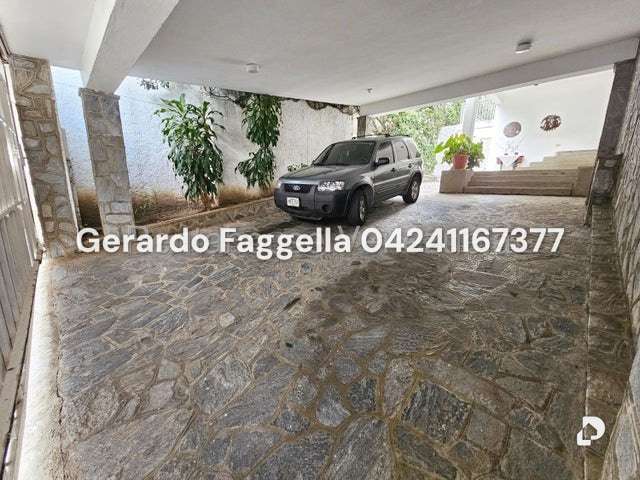 Casa en Cumbres de Curumo, Caracas – 30