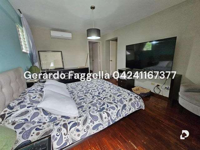 Casa en Cumbres de Curumo, Caracas – 18
