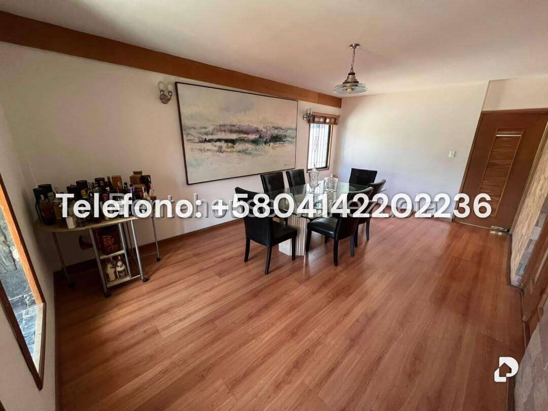 Casa en Cumbres de Curumo, Caracas – 31