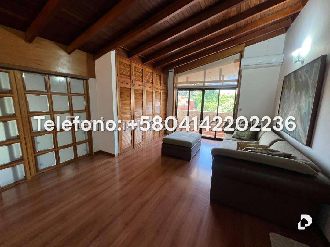 Casa en Cumbres de Curumo, Caracas – 7