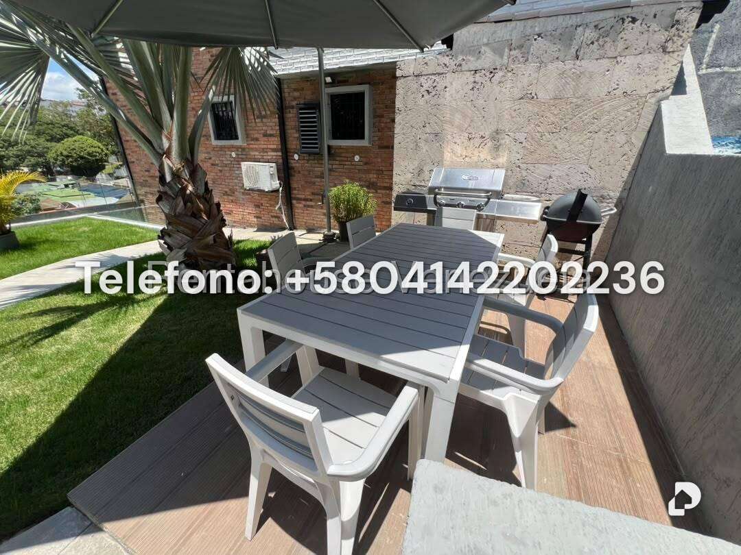 Casa en Cumbres de Curumo, Caracas – 82