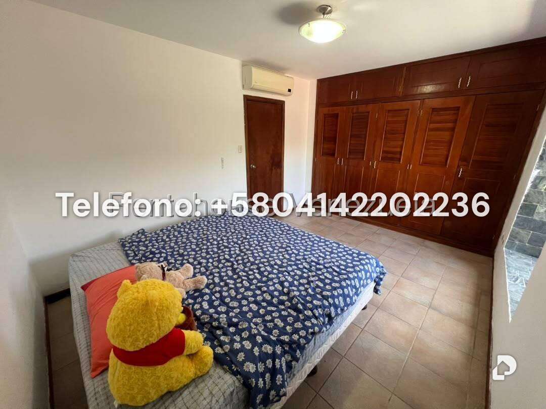 Casa en Cumbres de Curumo, Caracas – 53